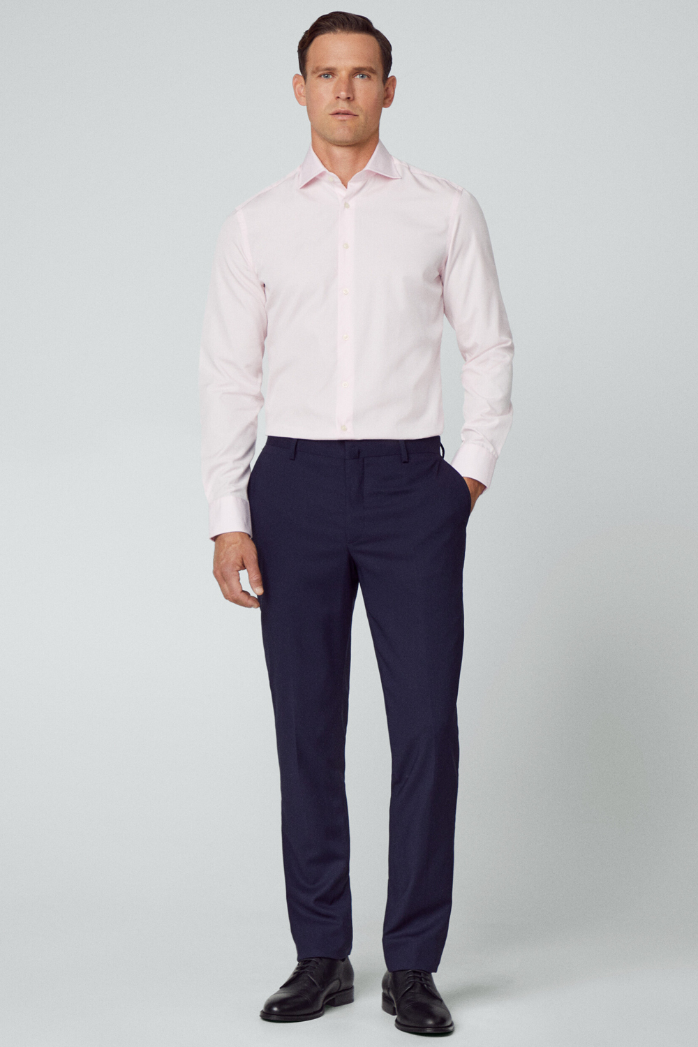 Men's blue and pink outfit combination